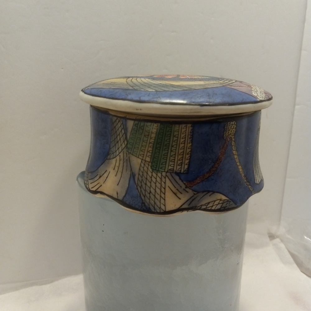 VINTAGE Asian Trinkets Box Porcelain Ceramic Blue & Pink With Ruffled Edges